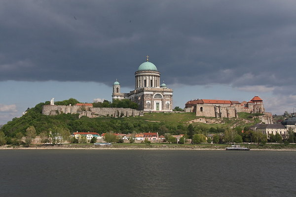 ESZTERGOM.FROM.SLOVAKIA