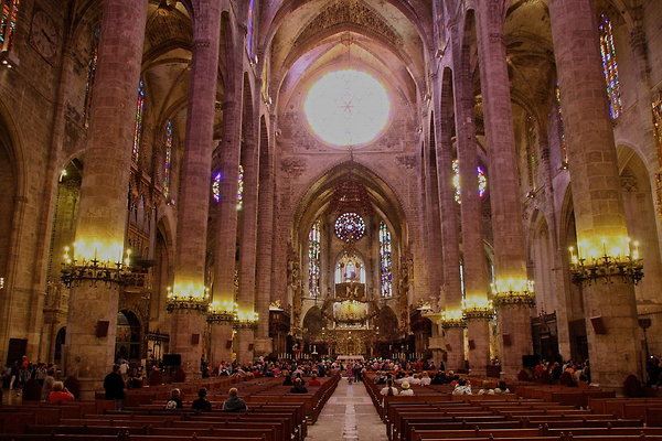 CATHEDRAL.INTERIOR
