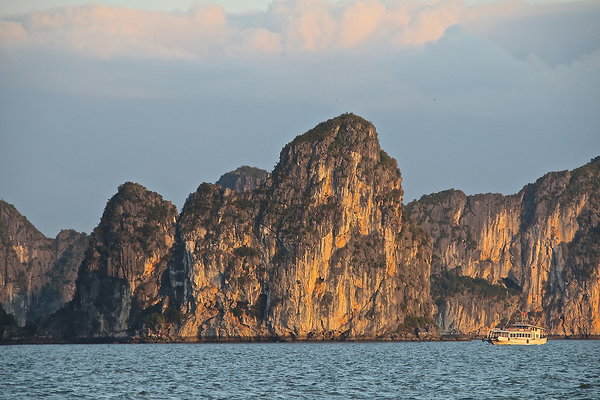 VIET-HA.LONG.BAY