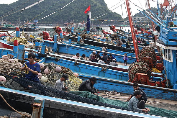 VIET-FISHERMEN