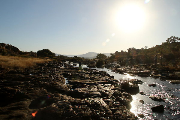 E-4.TREUR.RIVER