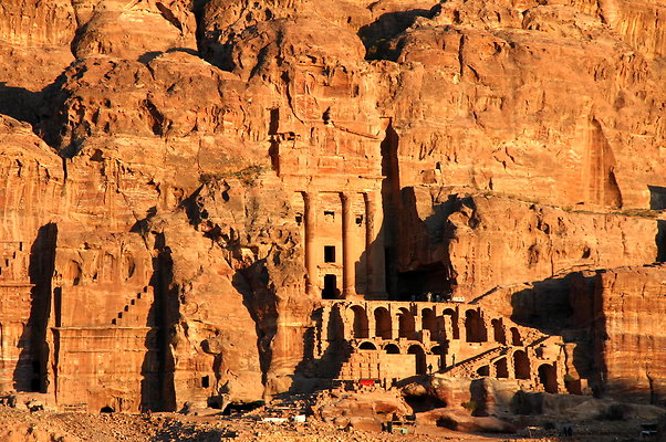 fff.Petra-Tombs