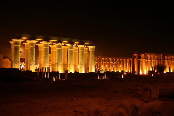 cc.Luxor-Night