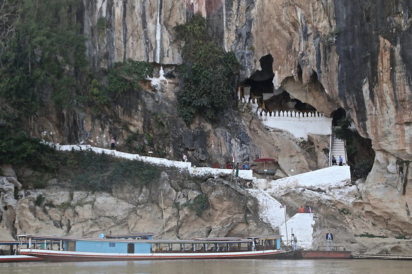 BUDDHA.CAVES