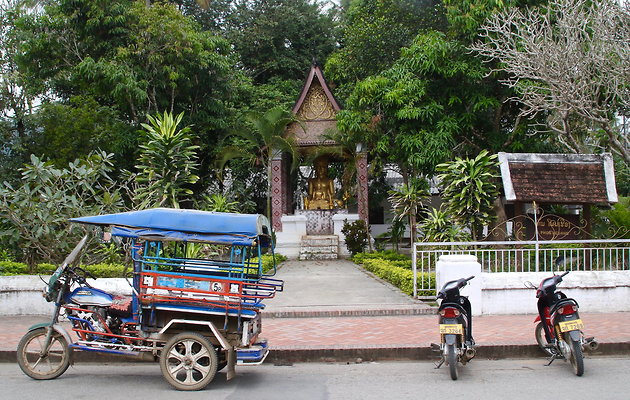 TUK.TUK.STREET