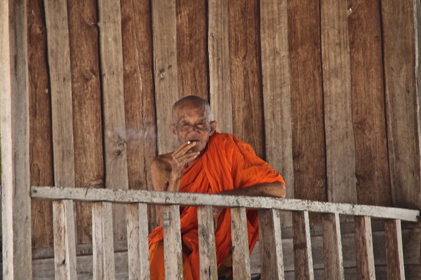 MONK.SMOKING