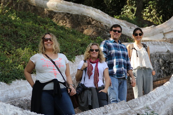 TRAVEL.COLLEAGUES