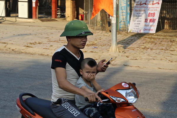 NOSY.KID