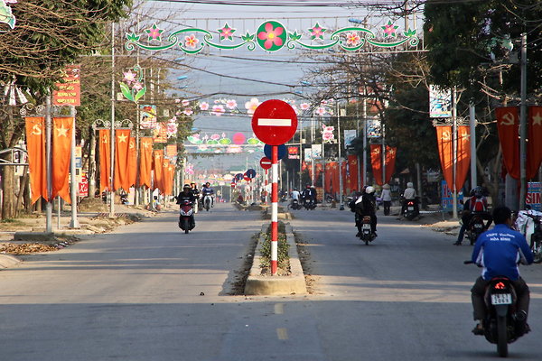 TET.DECORATIONS