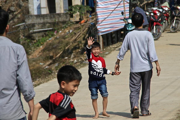 ADIDAS.KIDS